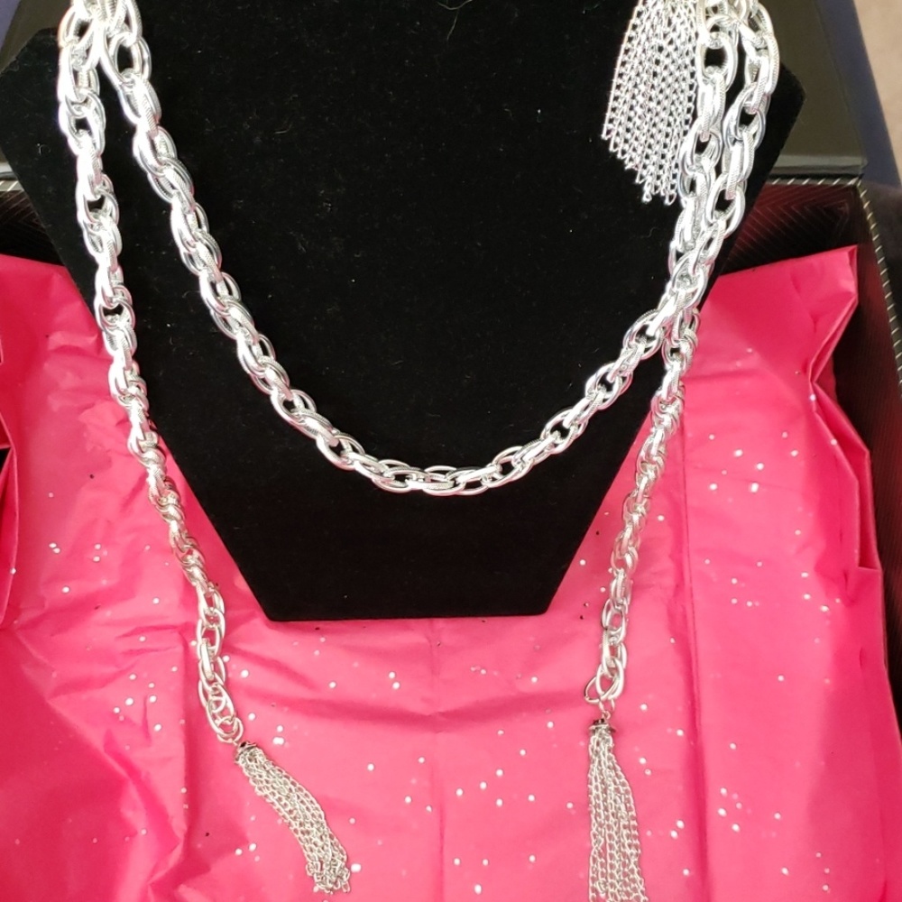 Scarf necklace